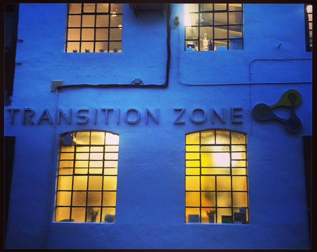 RuizSw18's tweet photo. Great workout @transition_zone #ParsonsGreen #trx #fitness https://t.co/2qFoSjx96y