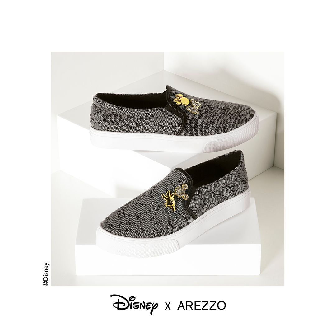 slip on arezzo mickey