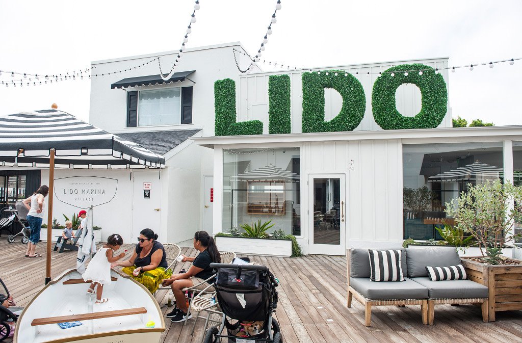 Check out the revitalization happening in Newport's own backyard. ocregister.com/2017/08/13/who…