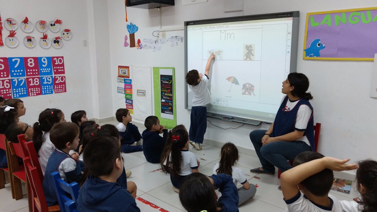 ccpaschool's tweet photo. Una manera divertida y entretenida de aprender. #ccpaschool https://t.co/xaMjia7Kki