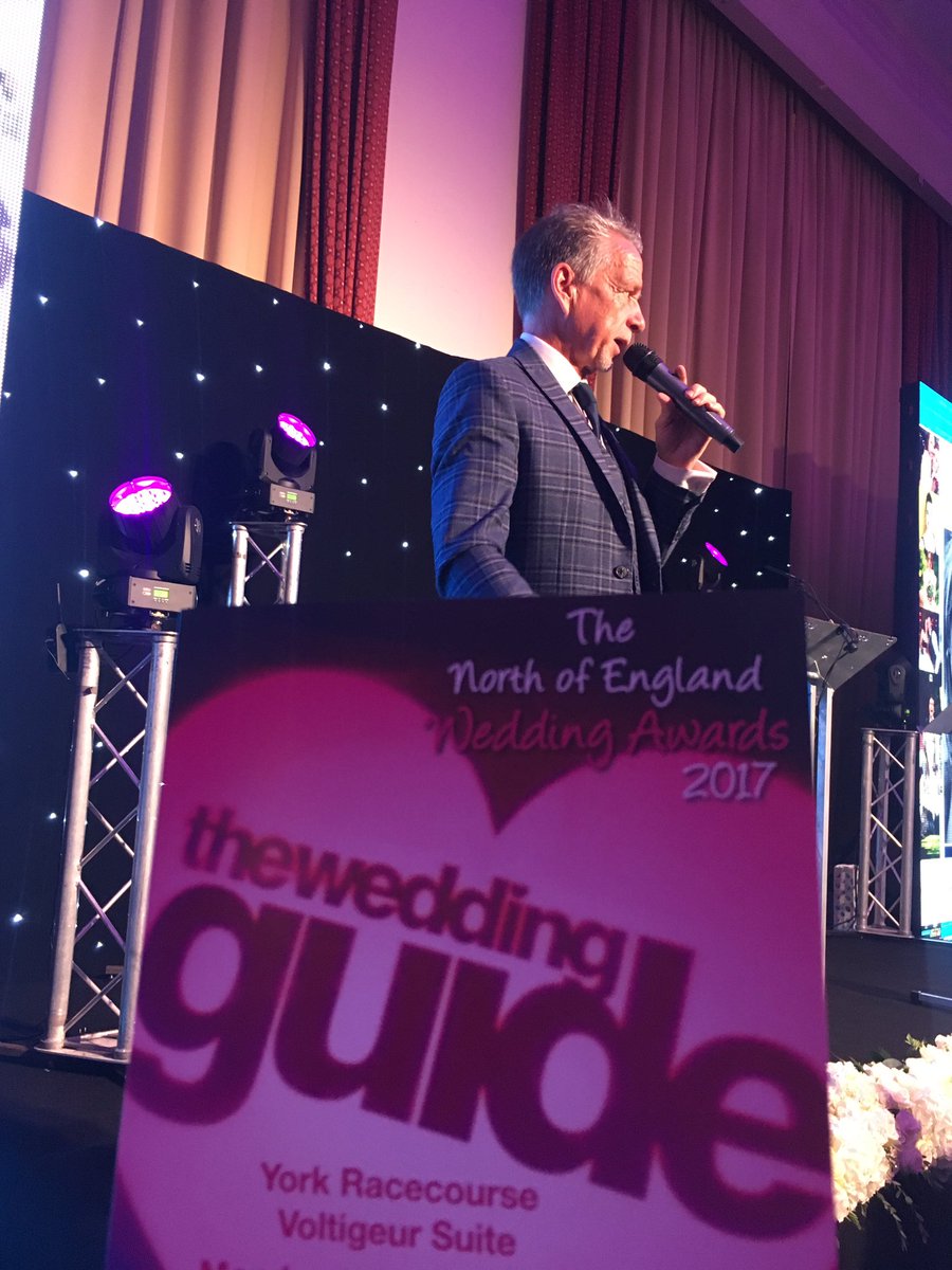 Good luck to everyone tonight at the North of England Wedding Awards. @Richsingsswing is keeping us entertained! #NOEWA @weddingguideliz
