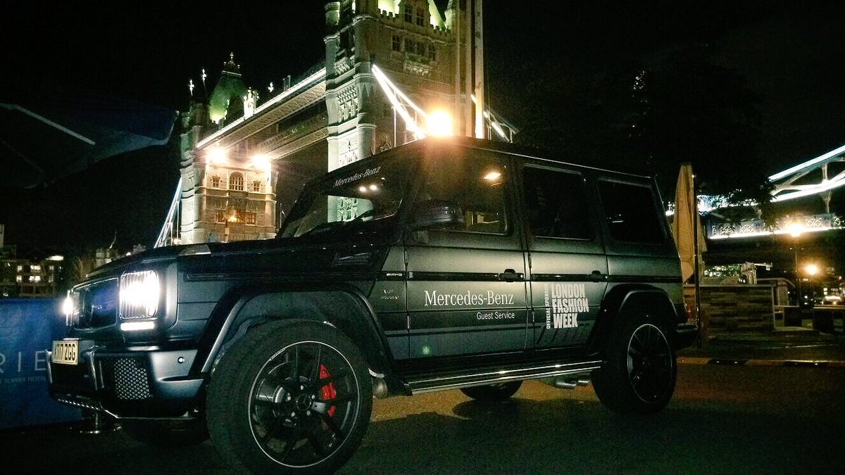robmitchelmore's tweet photo. Another day comes to a close and it's a very good night from the @MercedesBenz AMG G63 😌 https://t.co/BNTN00PokQ