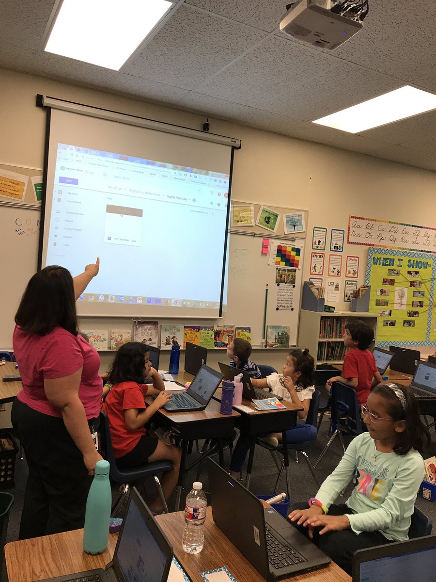 SpicewoodPYP's tweet image. Building websites in 3rd grade  #gsuiteedu w/ @tech4fun to document our learning @ibpyp #digitalportfolios #techbadge