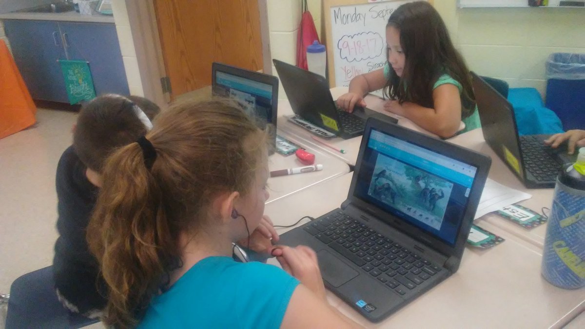 MrsPaszkowski12's tweet image. Our new Readerpillar is posted to keep track of all of the books we read on @EpicKidsBooks ! #d123cov #d123 #readerpillar