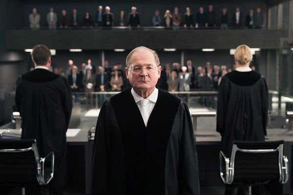 alesaras's tweet photo. El Veredicto: cine interactivo para el debate https://t.co/AwVyTupnwO Una de las propuestas del @festcinealeman en @village_cines https://t.co/mx5IeesJ92