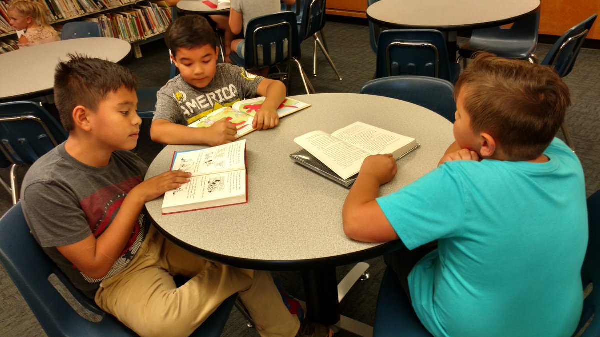 Mrs. Hunter tweet media