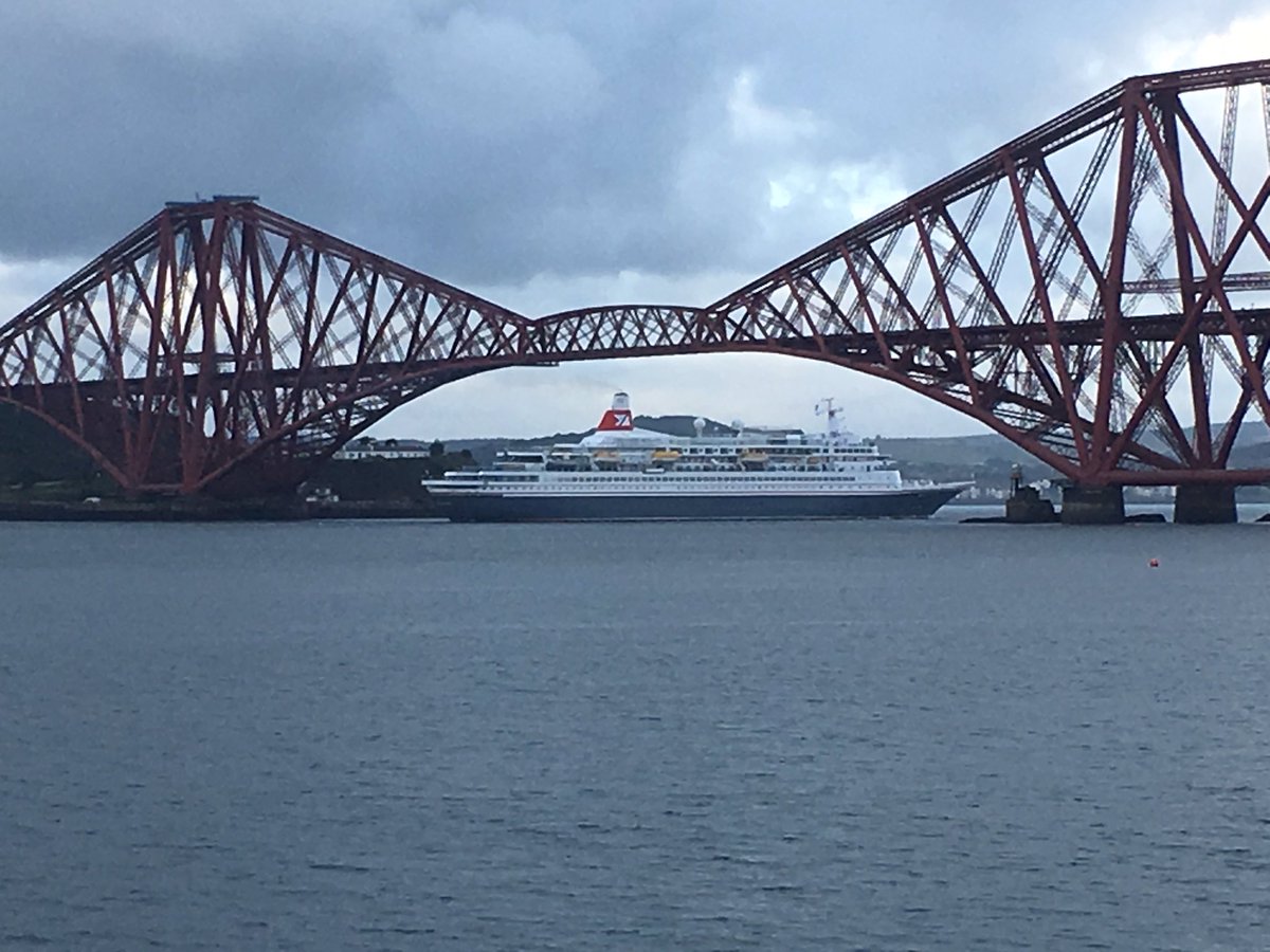 @FredOlsenCruise Black Watch leaving the Forth