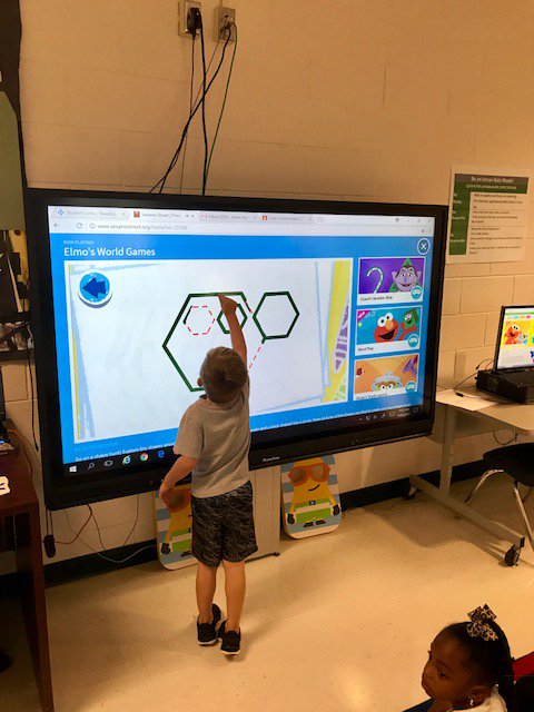inmaneagles's tweet photo. PreK Ss enjoyed discovering what happened when they traced pentagons in tech today.  😍 the adjustable feature on my panel! #thinkinmaneagles https://t.co/RuKp616WIo