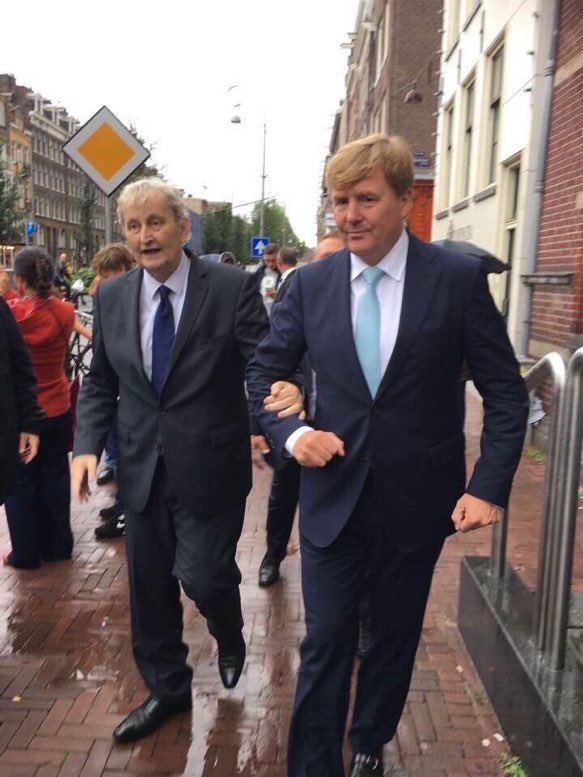 Sterkte mooie, krachtige burgemeester van der Laan. Ik hoop dat u nog tijd, maar vooral kwaliteit gegund is.