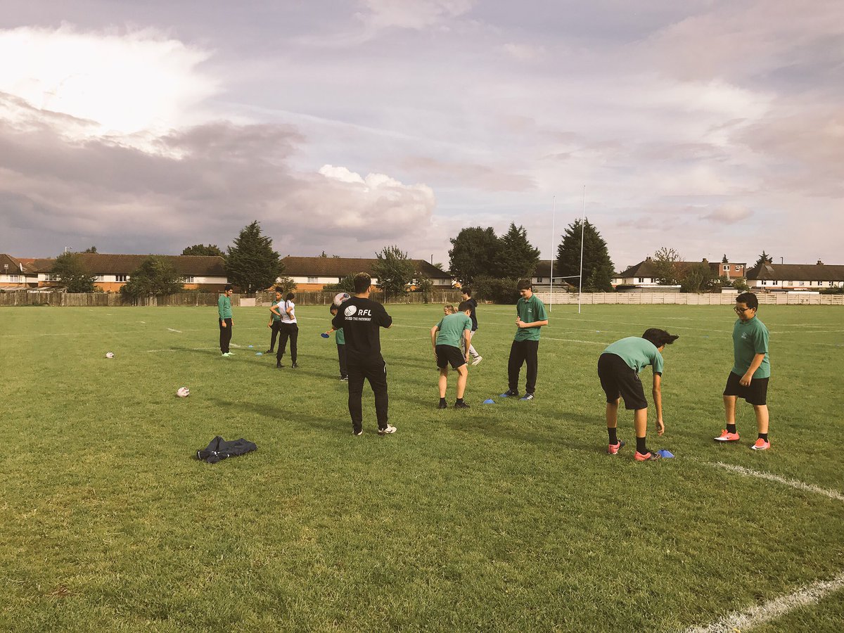 Skolars Community RL tweet media