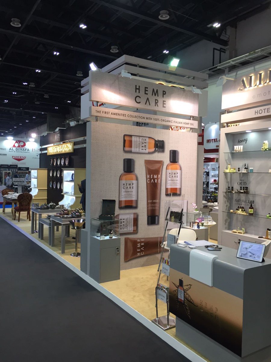 AAmenities's tweet photo. While we are preparing the White exhibition, our collegues are in Dubai for the Hotel Show. Here some pics of our beautiful booth! https://t.co/qWjUJVrVxY