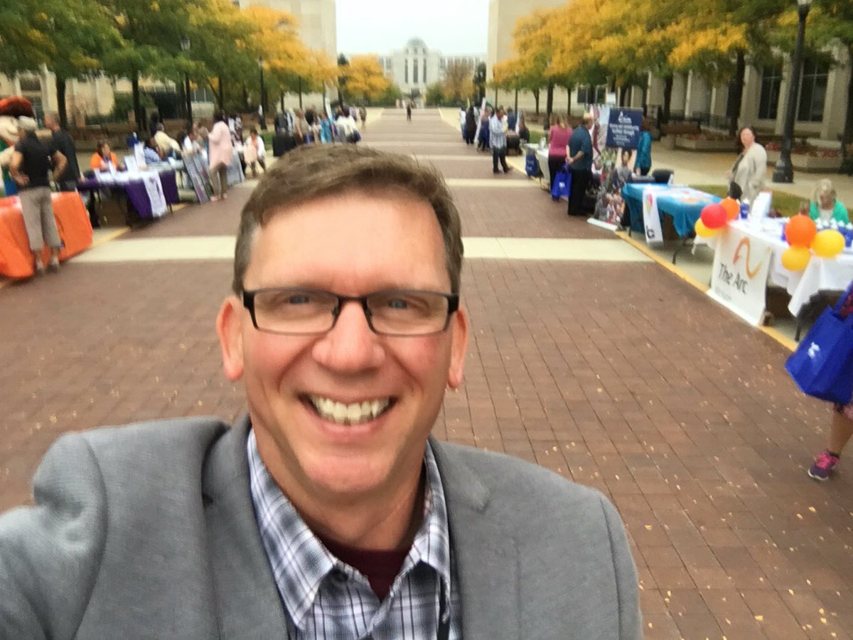 MIRogerC's tweet photo. .@MISECC @migov at Lansing kickoff, visiting just few of 1100 organizations that #MIGov team can donate 2, help make difference #misecc https://t.co/hCN00ArBLF