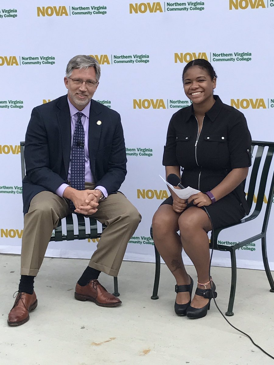 NOVAcommcollege's tweet photo. We are Live with the President on Facebook! Join us! #AskthePrez https://t.co/ektLosNnSL