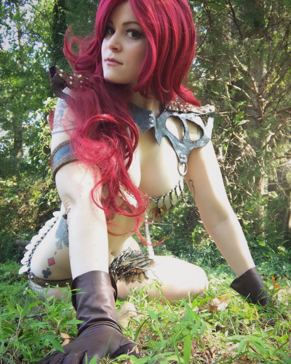 comicconvixens's tweet photo. Hey NYC! Catch our producer @dangrrrdoll at our #NYCC showcase! You don't need a con badge to attend! Tix https://t.co/HH5XXQnWwF #cosplay https://t.co/XgQsQnld9X
