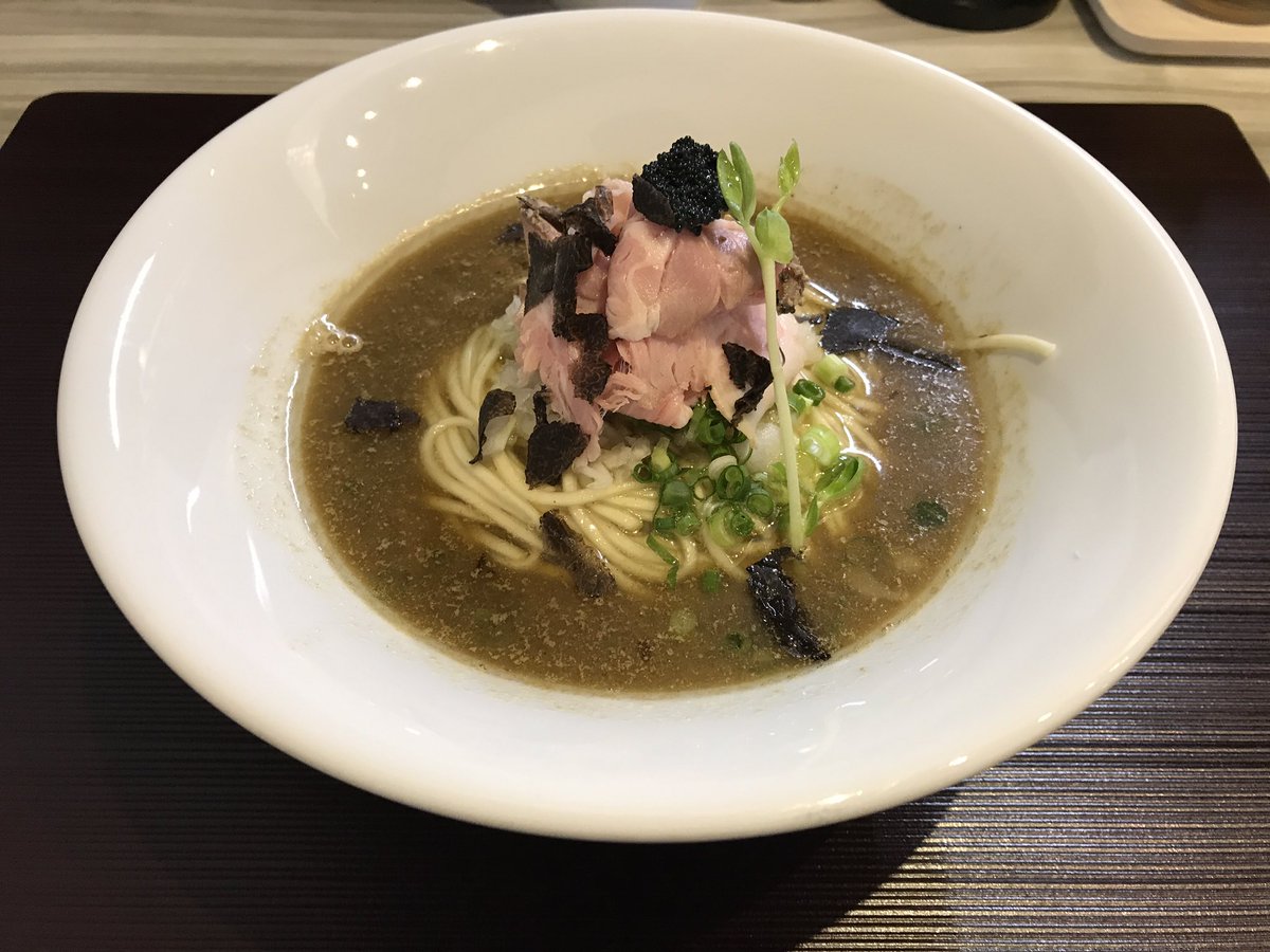 トンコツ つくばらーめん鬼物語 つくば市榎戸 ポールで訪問 限定 烏賊 キャビア トリュフ肉増し替え玉 牡蠣とトマト 鶏卵 本日もすんげぇ美味かったなぁちょっと癖がありますが私は烏賊が 好きなんでどストライク 替え玉もトマト の酸味と牡蠣の風味 トンコツ つくばらーめん鬼物語 つくば市榎戸 ポールで訪問 限定 烏賊 キャビア トリュフ肉増し替え玉 牡蠣とトマト 鶏卵 本日もすんげぇ美味かったなぁちょっと癖がありますが私は烏賊が 好きなんでどストライク 替え玉もトマト の酸味と牡蠣の風味