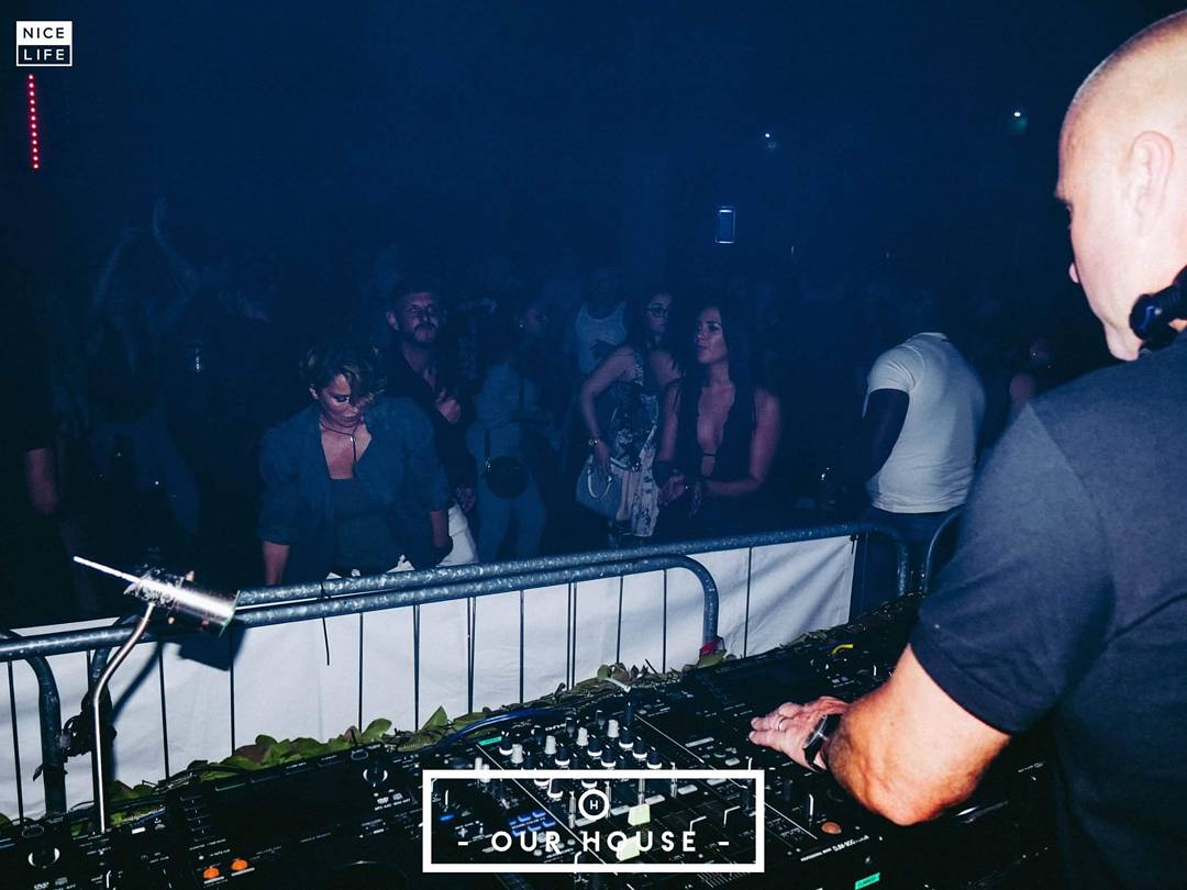 NiceLifeMedia's tweet photo. Go over to our Facebook page to see the latest pics from the @OurHouseEvents Summer closing party @MintWarehouse https://t.co/mlcGm9bUJv https://t.co/xsW3Y9451y