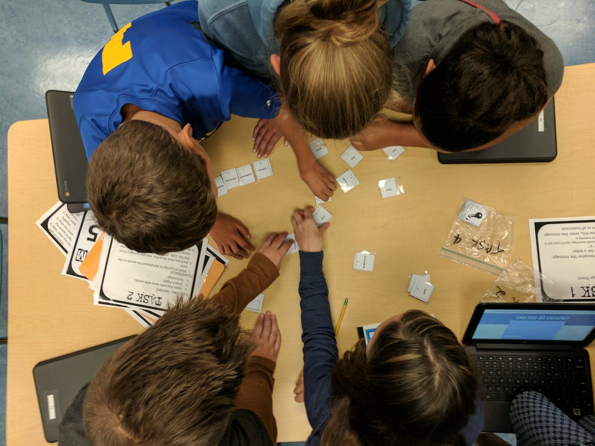 CarissaMNoel's tweet photo. Can 6th gr. engineers crack the code? To work as a team, they used verbal, nonverbal, and written cues! @muhlsd #CommunicationMonday https://t.co/hbdGEq1F2v