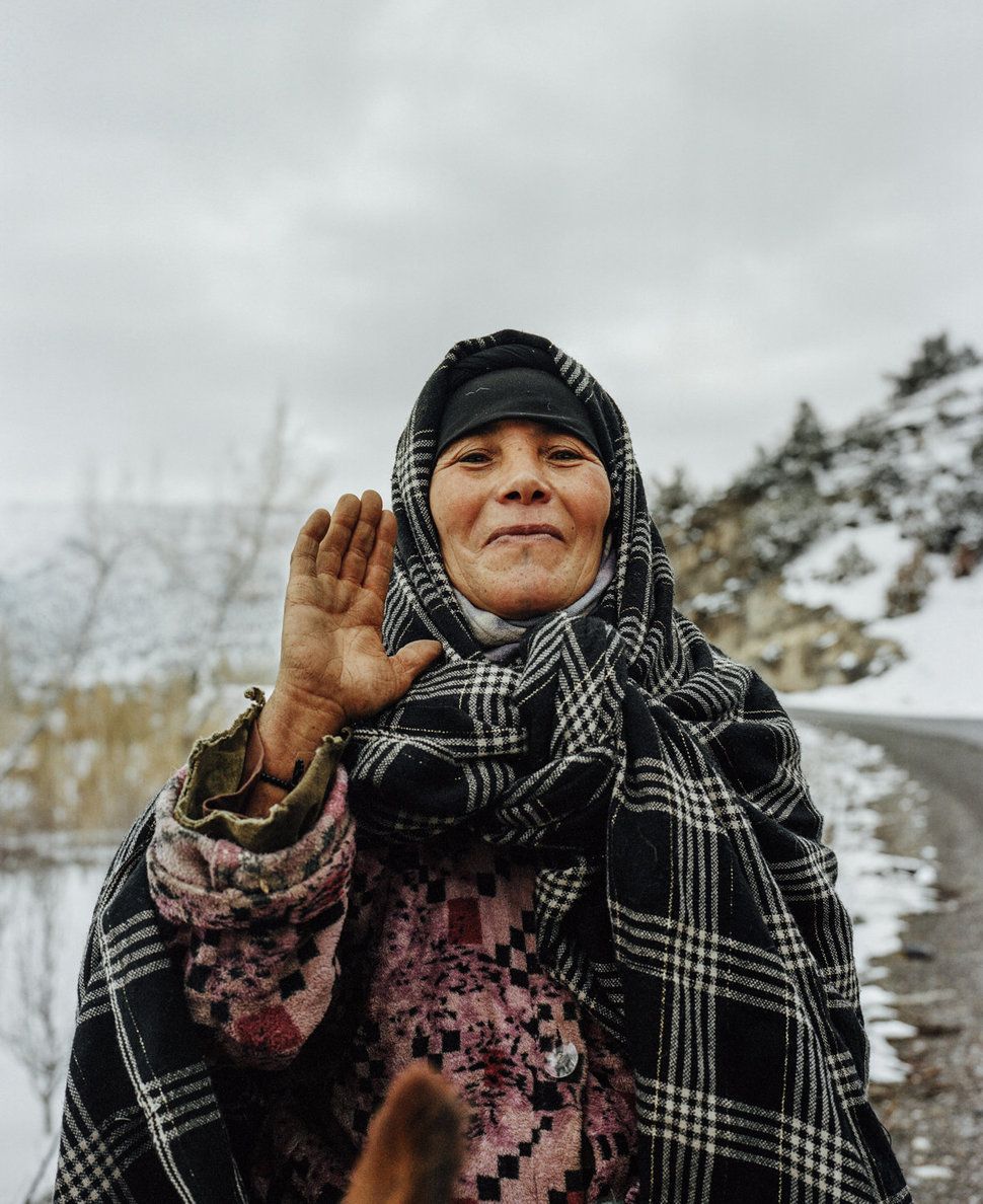 risewithyou's tweet photo. Symbols of Matriarchal Power: Great-grandmothers tell the stories of their face tattoos https://t.co/8o0YsmaEi6 via @HuffPostArts https://t.co/iNpDpHVP6q