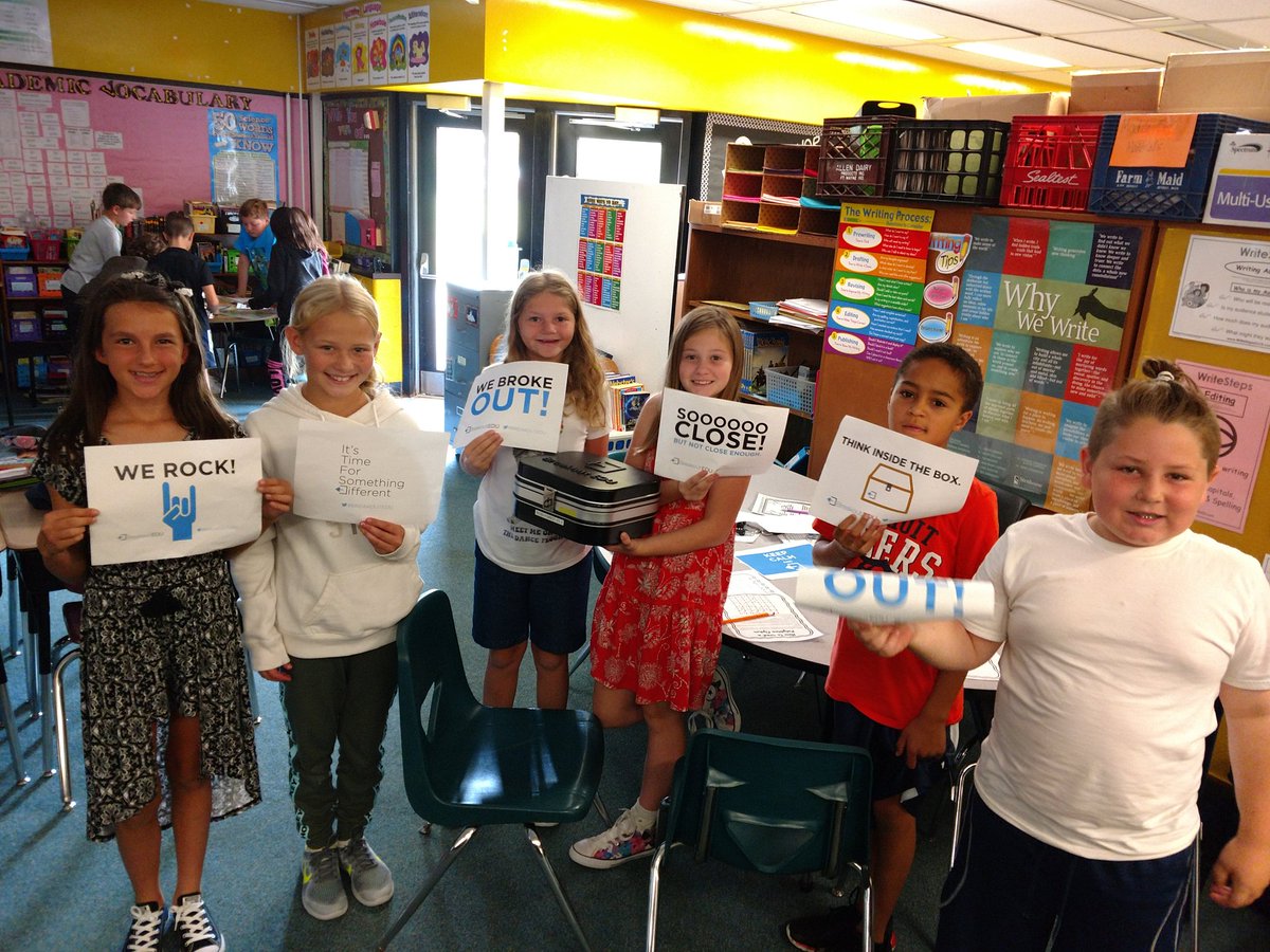 RWPrincipal's tweet photo. 5 of 10 groups broke out of the Constitution Day escape. This is Switch 2. @breakoutEDU #rcsdpirates https://t.co/DZ1UA53jVp