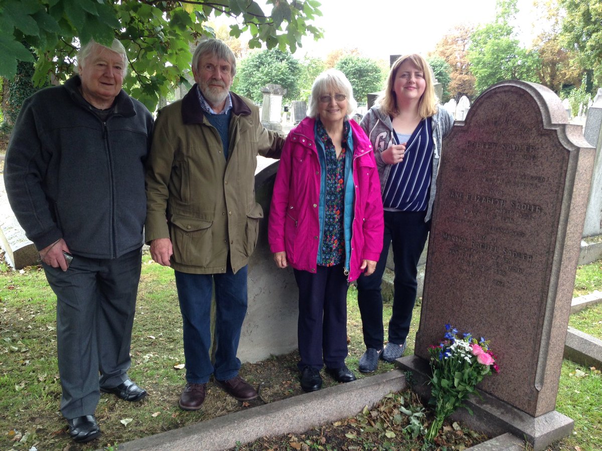 summerstown182's tweet photo. 'Here lies one who was beloved by all and despised by none' Robert Sadler, King of the Track #WandsworthCemetery c1813-1896 #BOB182 https://t.co/TmLqIFc6aA
