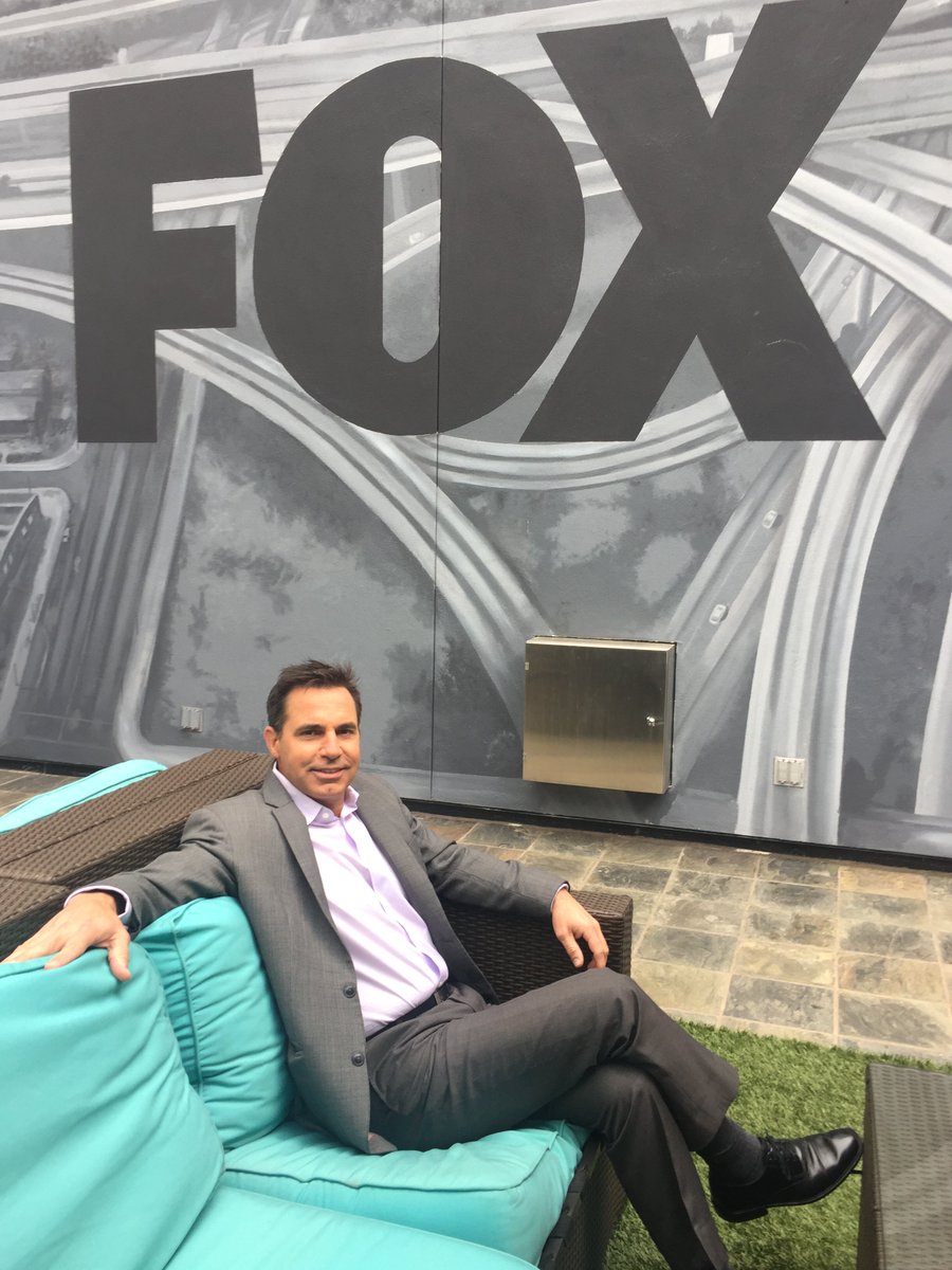 DrBrianBeale's tweet photo. Going live on @GDLA on @FOXLA this morning at 9:20 PST to talk pet preparedness #foxla #gdla https://t.co/Gss4R4UytL