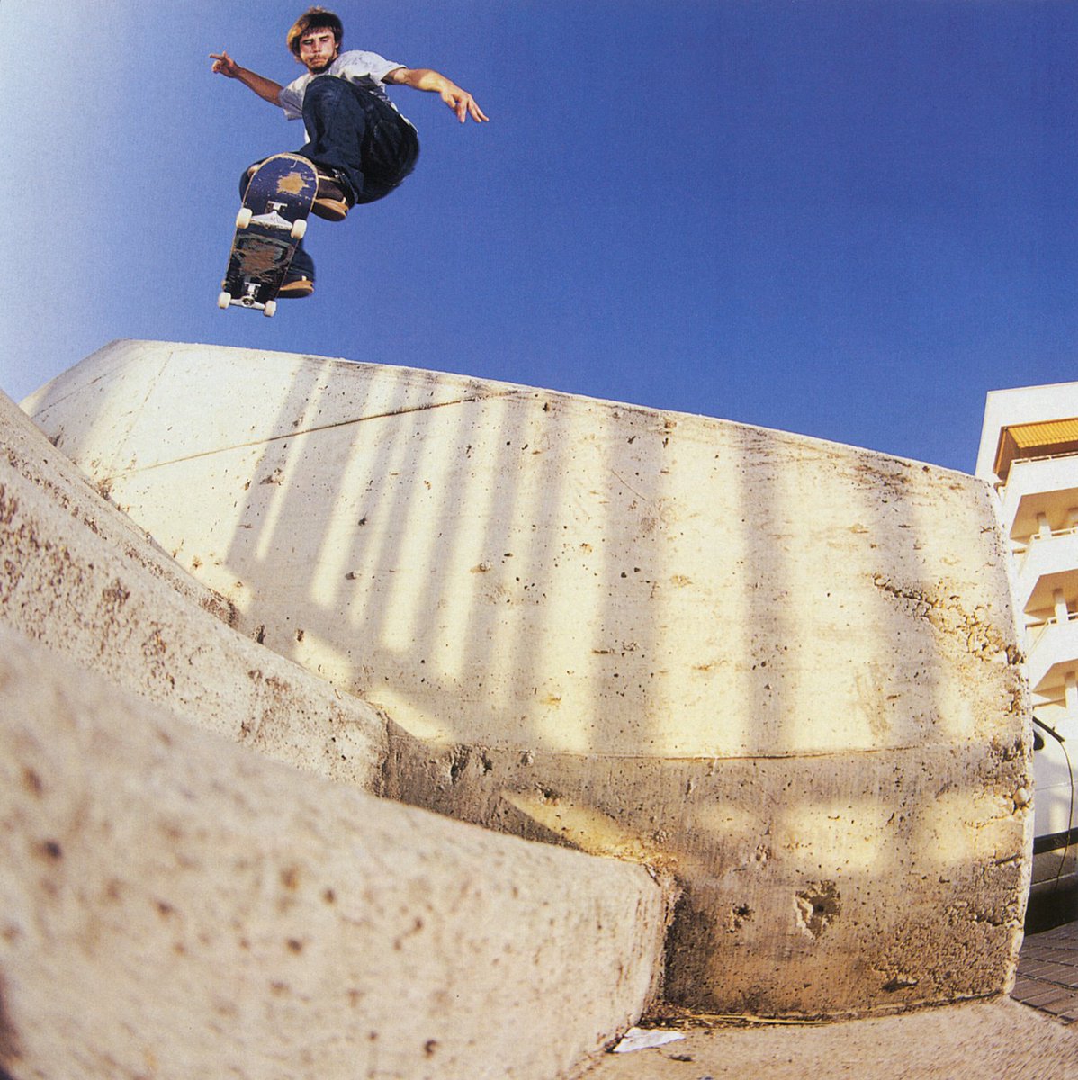 Sidewalkmag's tweet photo. #backsidelipslide by the #best #human #ChewyCannon in #Barcelona for his #sidewalkmag 83 #2003 #interview #sidewalkmag photo #Horse https://t.co/CAhLTRHrNm