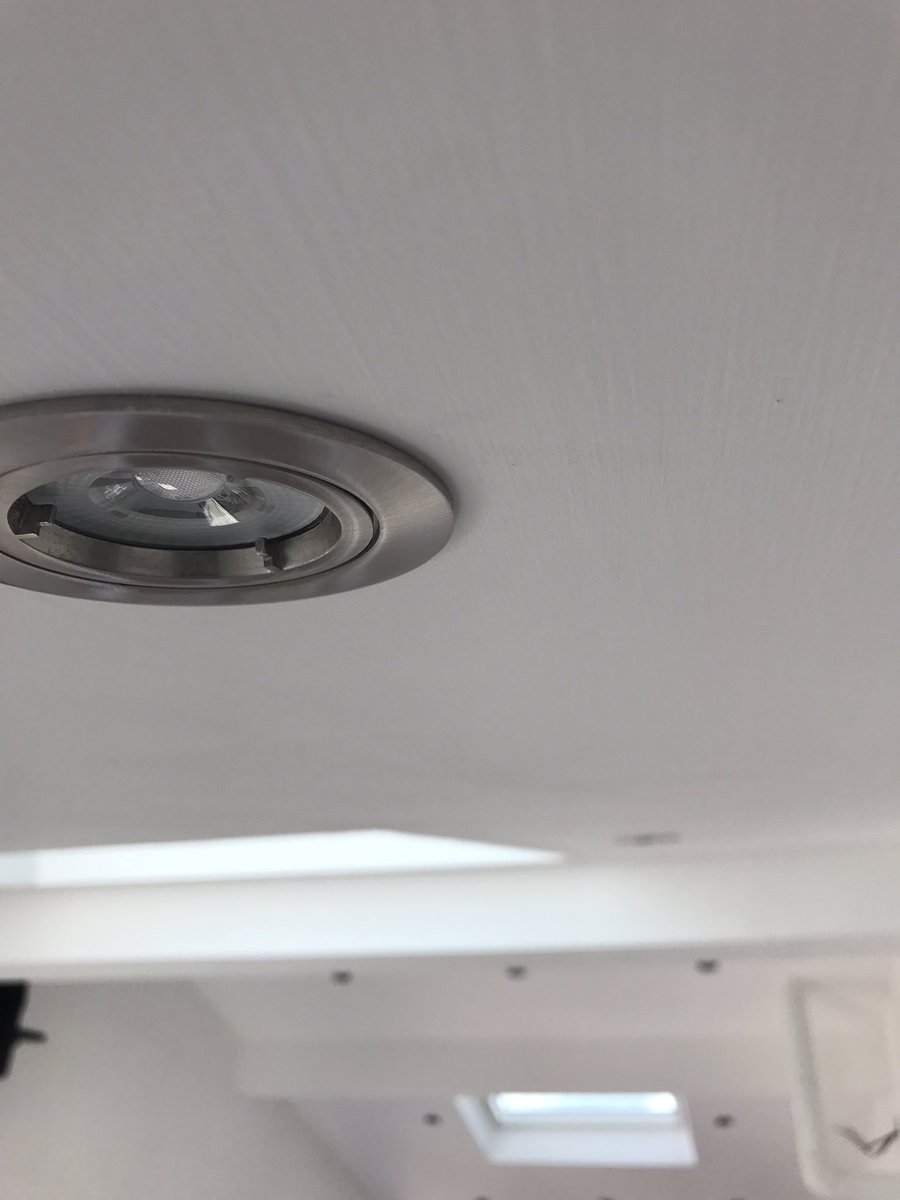 SinclairElec's tweet photo. #qualityLED https://t.co/FjuXnpl8MR