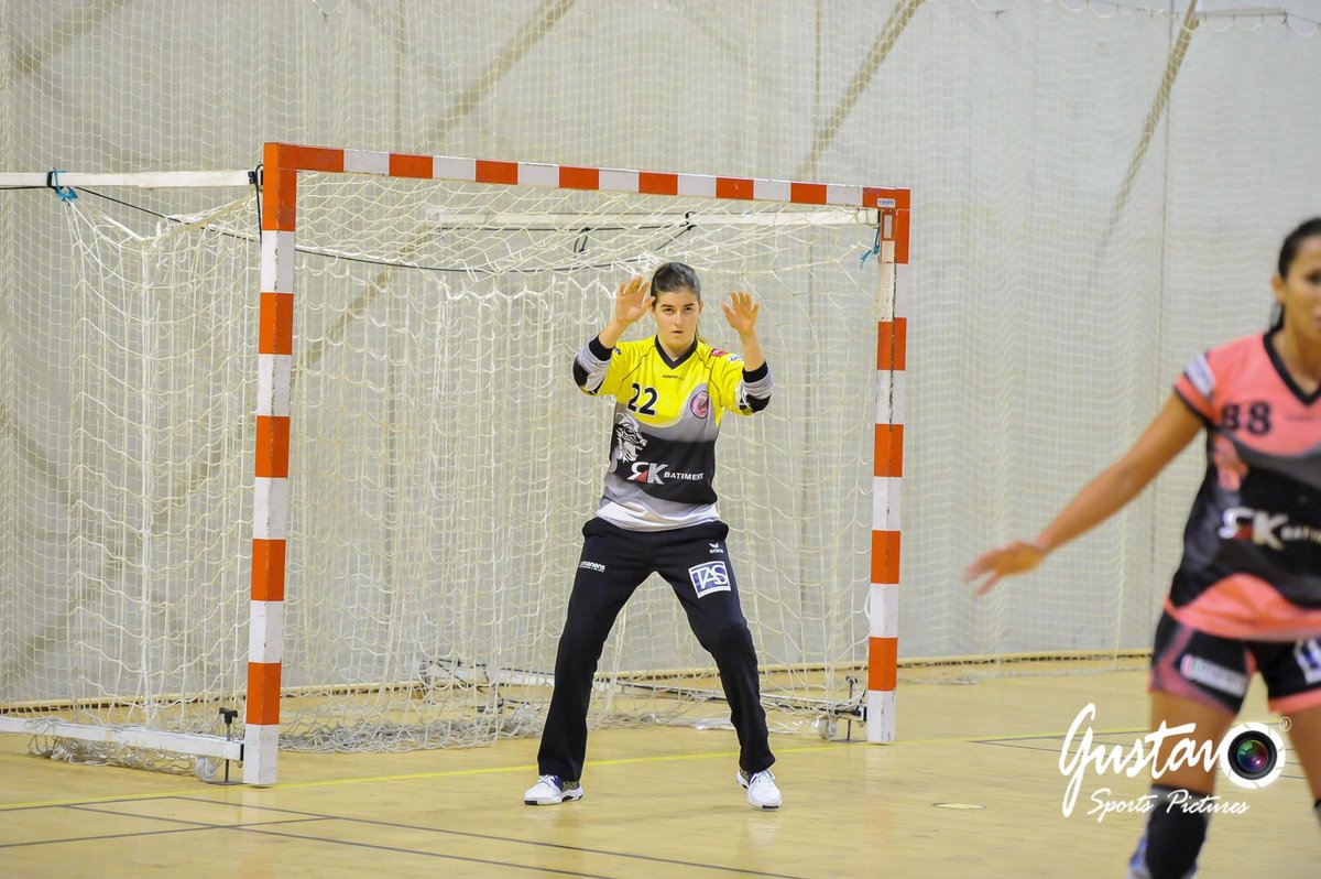 ClichesHand's tweet photo. #D2FVAP - Sur un dernier arrêt d'Anaïs Adelin, Noisy est reparti avec le match nul de Saint Amand (25-25) !
📸 Gustavo SportsPictures https://t.co/g82hqQJ5EH