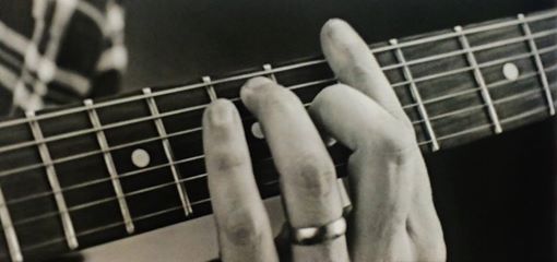 TotalGuitarBr's tweet photo. Conheça 60 Acordes em 20 Minutos...
Siga nossas lições da #ed34 e logo estará tocando centenas de desenhos de acordes.#AprendaComATGBr https://t.co/GvNVjvu7rm
