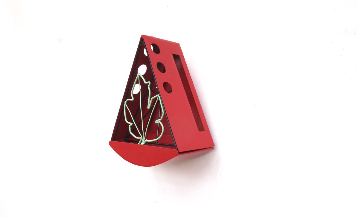 Honevo's tweet image. TRIANGLE + BIOMIMETIC DESIGN #BIONICPAINTINGS #CUADROSBIONICOS #handmade with #love honevo.blogspot.com.es/2017/09/triang… #red #eco #greenwall #ferrari