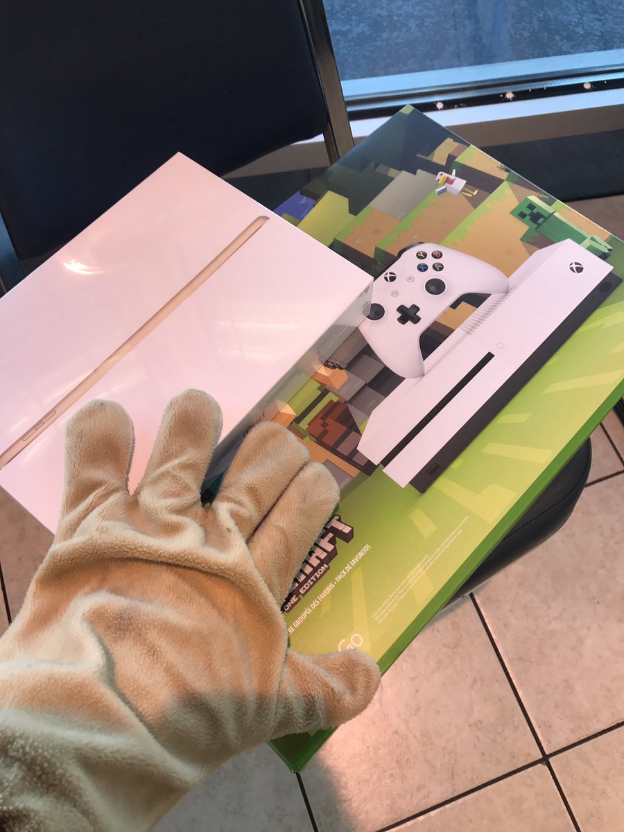 JChamstar's tweet photo. Giving away an iPad and Xbox One!
Come see me the Hamstar at Grindstaff Kia! https://t.co/pQ5qfJdPt5