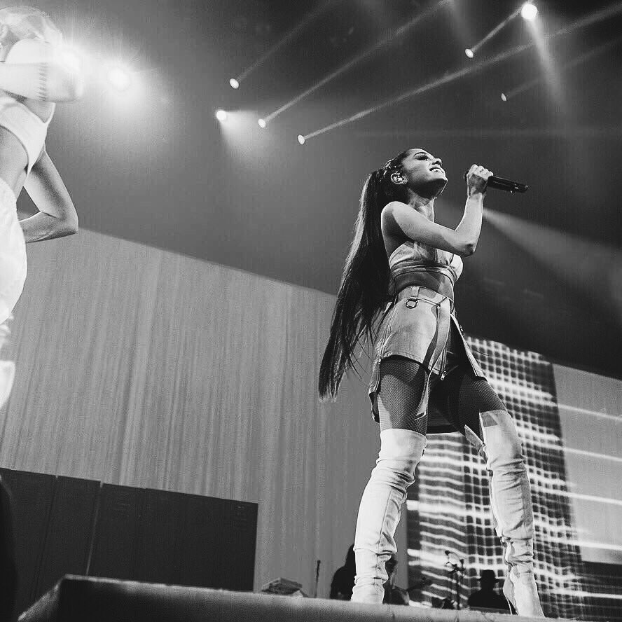 Best Ariana pics (@bestarianaplcs) on Twitter photo 