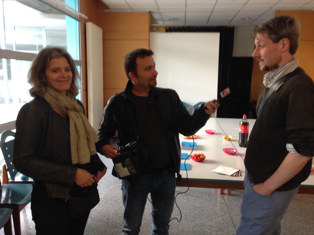 DelphineCommUTT's tweet photo. #expo projet SEEIT. Interview M. Tixier #TechCICO @UTTroyes et V. Maire @ESADdeReims #chaireIDIS par @JonathanSottas https://t.co/eFQ8kO4LgJ