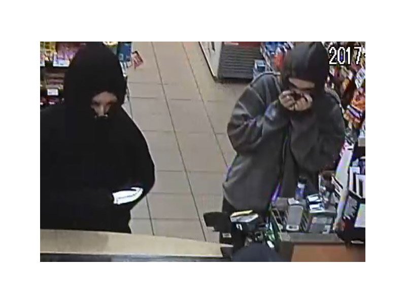 An Armed Robbery in Prince Albert dlvr.it/PnqsMG https://t.co/1HJbIxtXgk