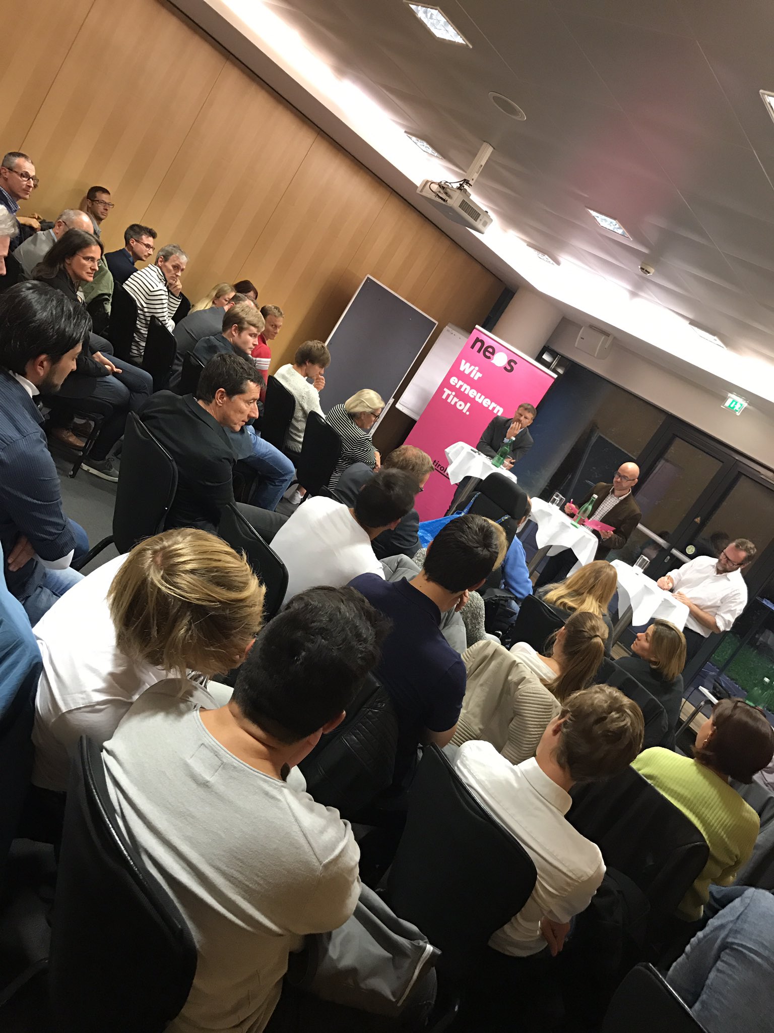 Dominik Oberhofer On Twitter Fullhouse Neos Eu Diskussion Zu Olympia 2026 Intirol Mit Sepp Schellhorn Markus Schrocksnadel