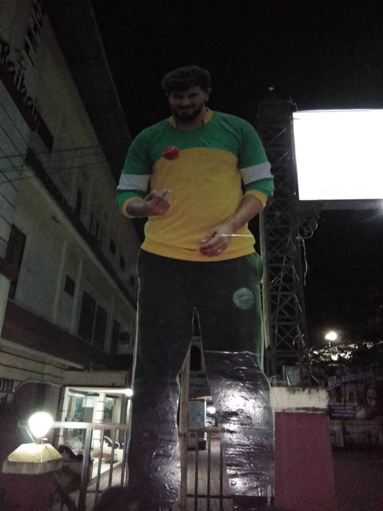 Dulquer_FC's tweet photo. #Parava Cutout By Alappuzha DQ Fans In Association With #DQueensAlappuzha (Girls Unit) 😍🙌🏻

Simply @dulQuer Things 😎 

#ParavaFromSept21st https://t.co/xcqkQpVMBv