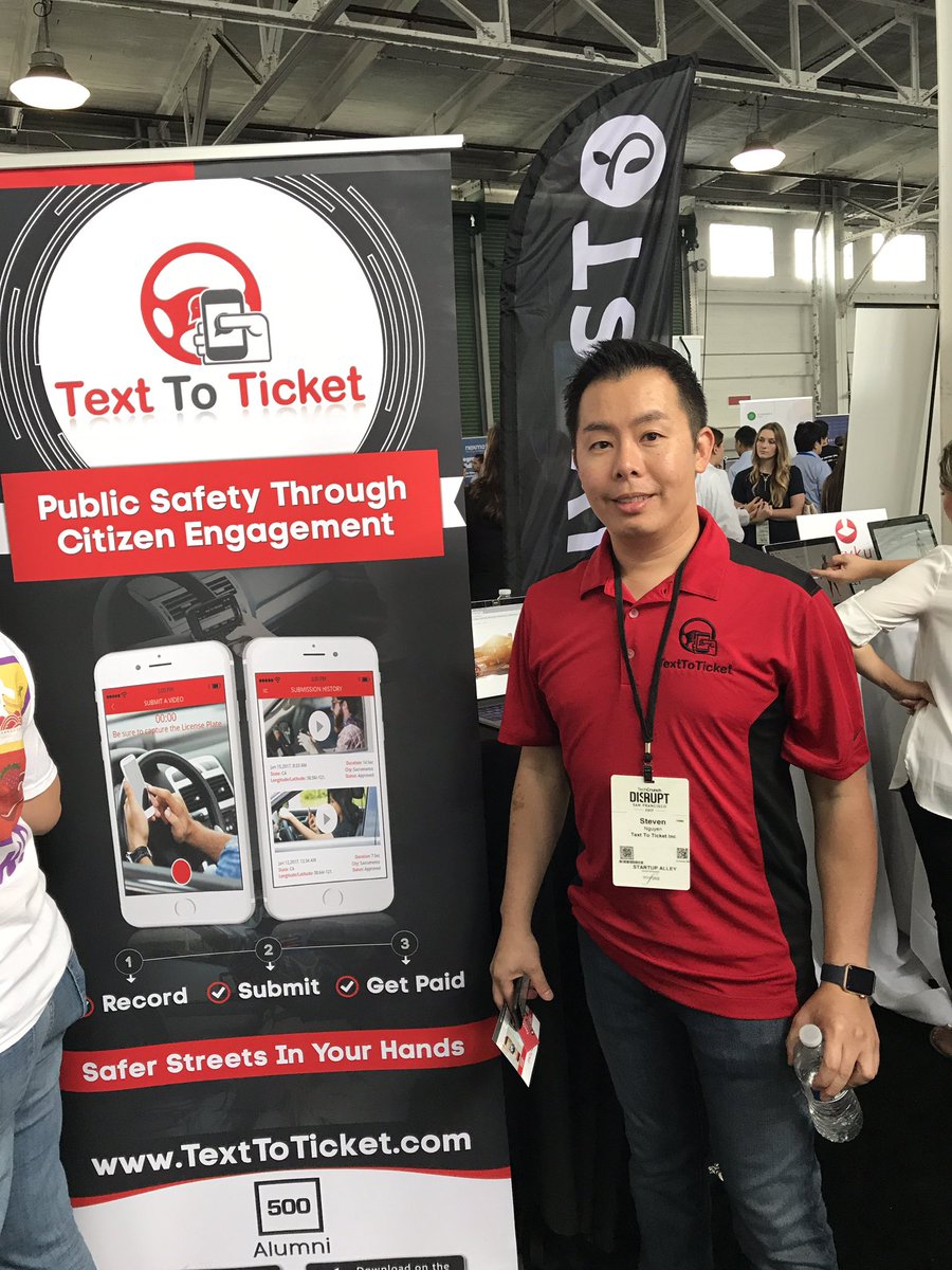 DayPJesse's tweet photo. Check us out at #TCDisrupt @texttoticket #TechCrunchDisrupt https://t.co/ZdFKKZpnW8