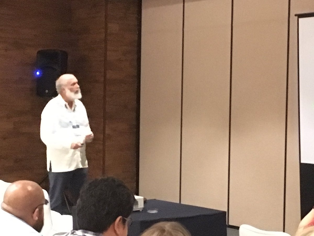 Invited speakers @ccs17mx: <a href="/eflegara/">Erika Legara</a> David Wolpert <a href="/antonionialb/">Alberto Antonioni</a> Gustavo Martínez-Mekler #CCS17