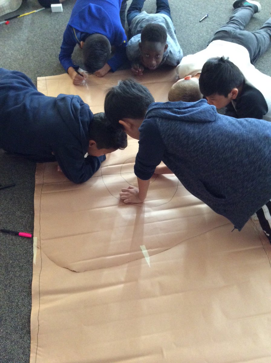 pollock_valerie's tweet photo. Designing games for Ollies and Spheros #rtla38 #whitesidewolves #sd38 https://t.co/jfyvawIgSw