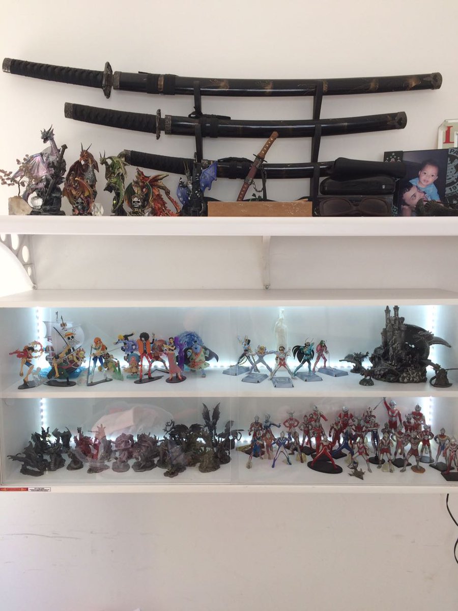 ARTECURITIBA's tweet image. Boa Tarde Amigos ,
Com 150 modelos de estantes e expositores com tamanhos e escalas diferente!!! 
Site: curitiba-arte.com.br