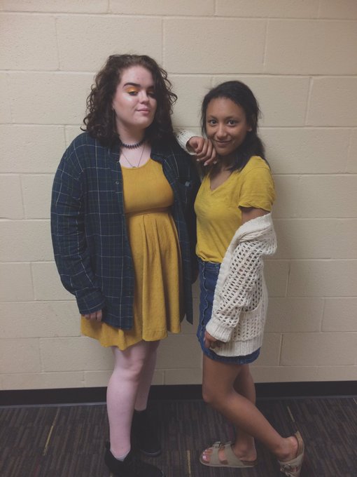 happy happy happy birthday. may you get all the chicken nuggets you wish for. 💞 @maialovesbowie https://t<a href="/tag/newprofilepic"class="tags"><span>#newprofilepic</span></a>