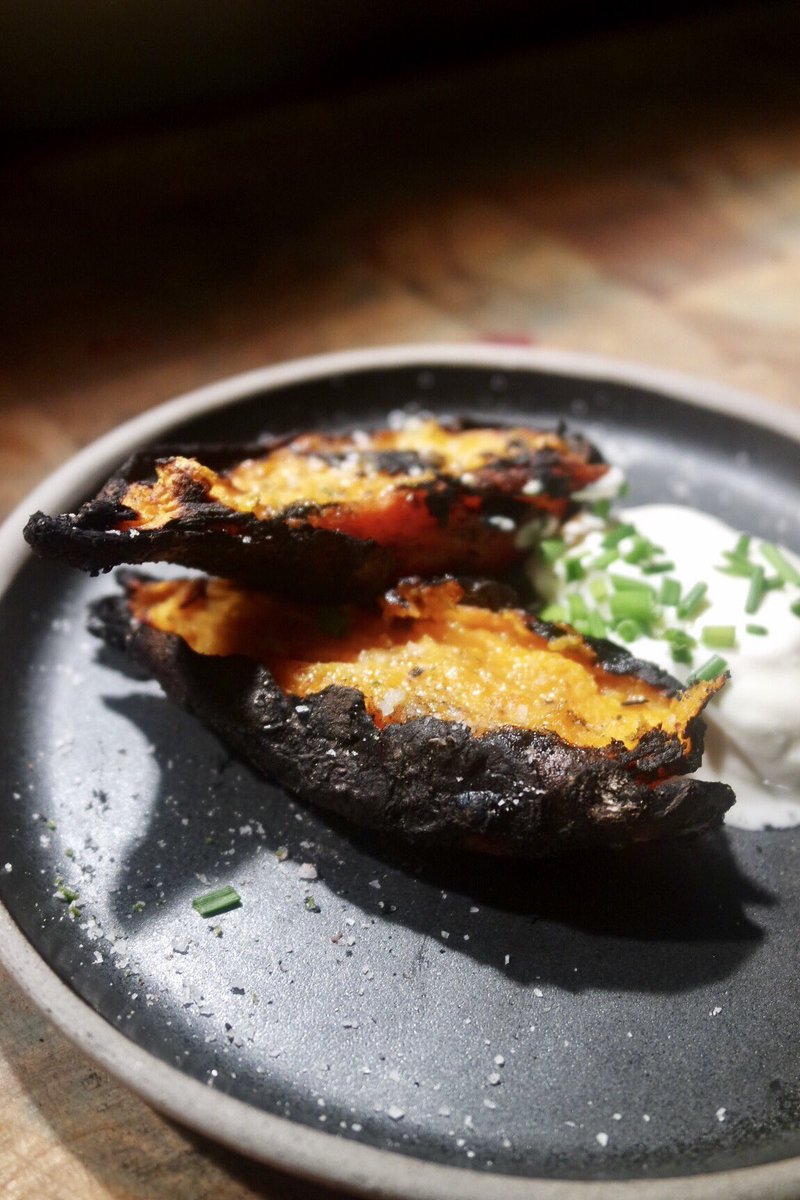 HotBoxLDN's tweet photo. We don't do #MeatFreeMonday (cos were closed!) but if we did it would look something like this. #eatsmoke #spitalfields https://t.co/bHpsr68FYH