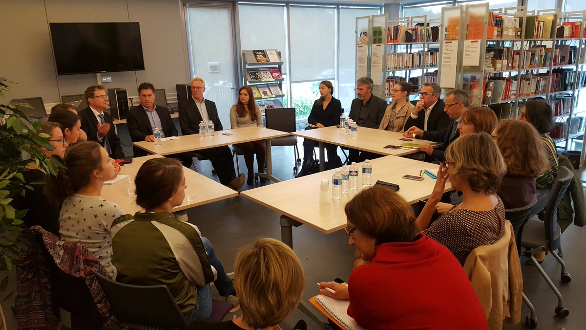 IAEnantes's tweet photo. Rentrée de la 1ere promotion #OpérationPhénix avec les jeunes diplômés #shs Renforcement du partenariat #IAEnantes #MEDEF44 #CréerDuLien https://t.co/DUoeqHPDdA