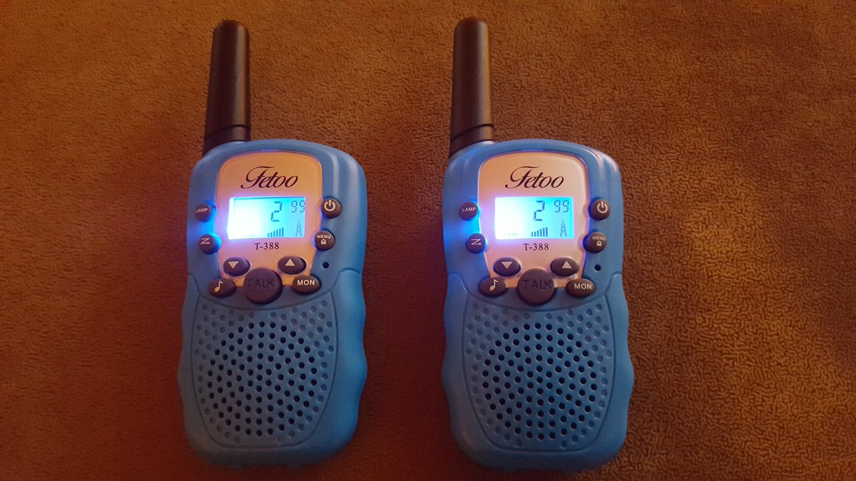 Testlibelle's tweet image. Eigentlich für Kinder, aber auch für unsere Zwecke absolut Top mit gigantischer Reichweite 

testlibelle.de/walkie-talkie-…