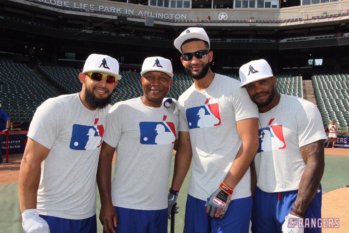 Rangers's tweet photo. Miss out on a #Beltre3k cap?

RT now for a chance to win a leftover hat that'll also be avail. as part of "Last Chance" Theme Night on 9/30. https://t.co/BNAvTkLr5r