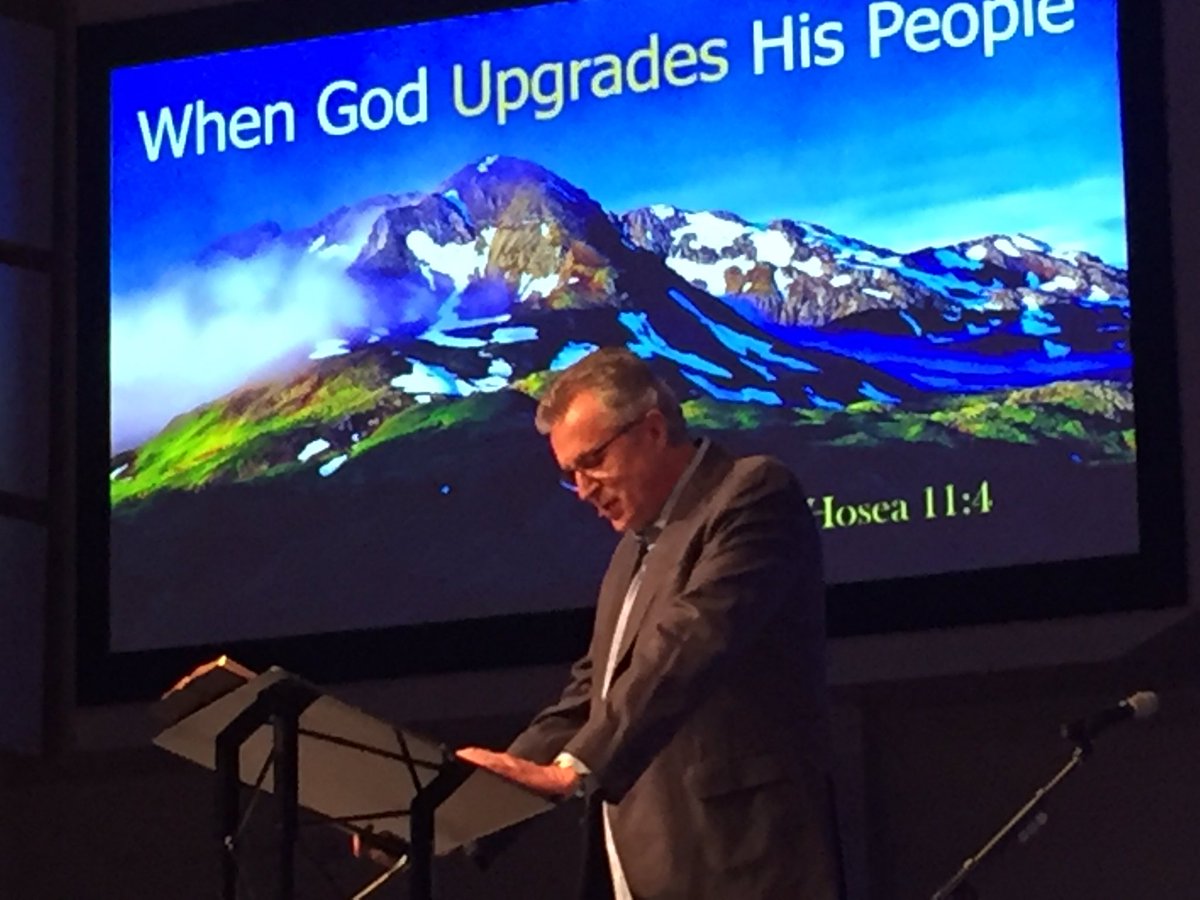 MichaelCatt's tweet photo. Amazing flow to the messages this morning #ReFreshSouth17 Mark Bearden, Daniel Simmons, @KenJenkins51 https://t.co/EMupcT0pYW