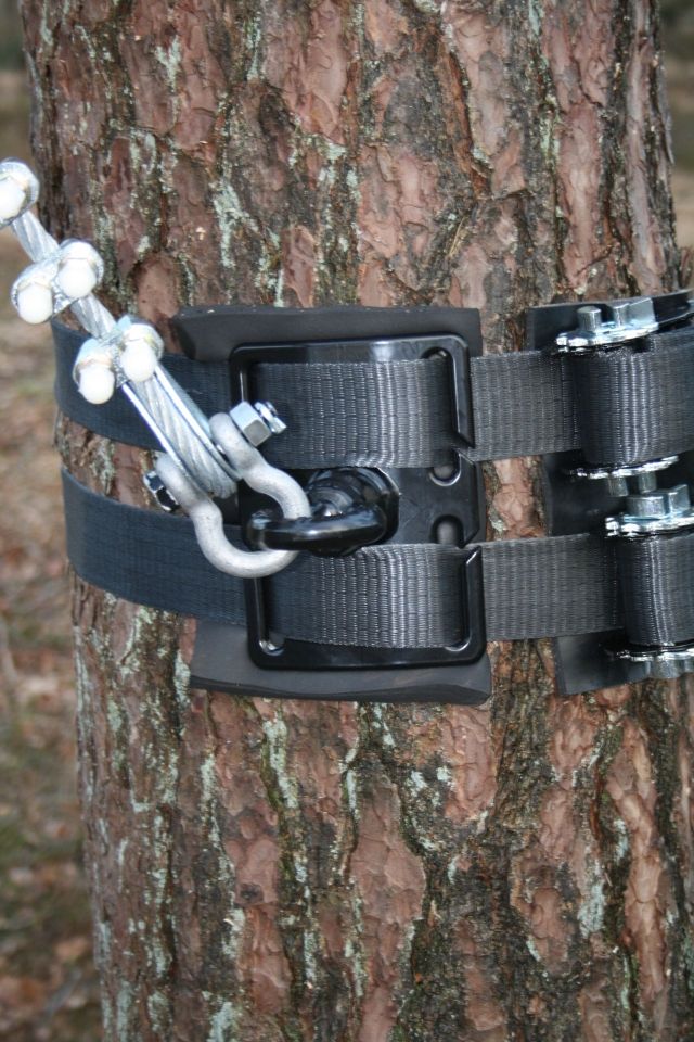 SkywalkerENG's tweet photo. Sustainable and #treefriendly construction methods. No tree damage when constructing in trees https://t.co/zPn2WU4XPx https://t.co/yylOgaGlTf