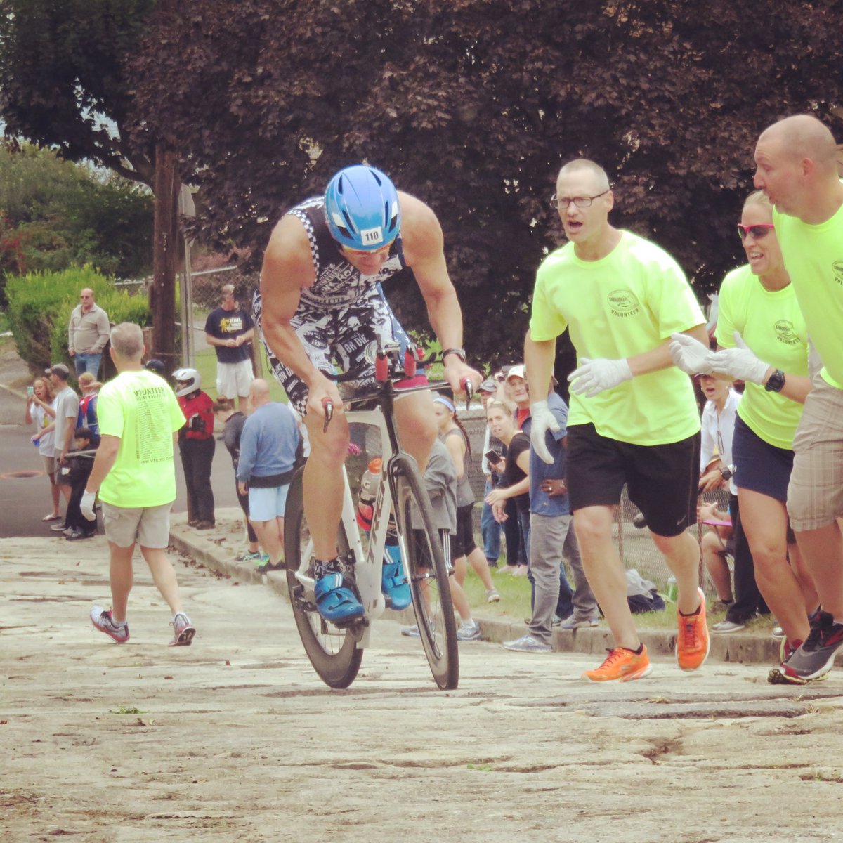 KineticMSports's tweet photo. Mastering the #WesternportWall at the #Savageman #triathlon #cycling #hillclimb #mylegshurttoday https://t.co/Bdg4uKCxi2