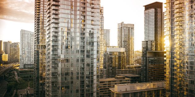 YahooFinanceCA's tweet photo. These are the most and least affordable provinces to rent an apartment https://t.co/aTGRPgxhFf https://t.co/4KAHV8cADZ