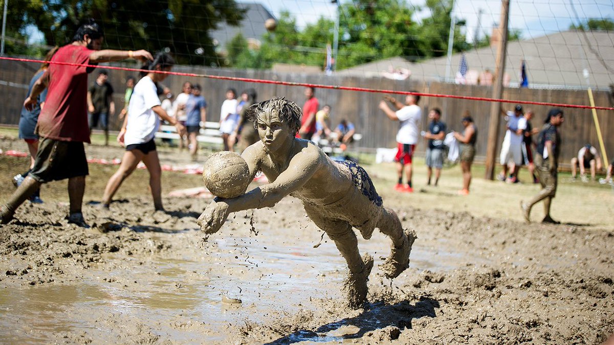 UTAIMSports's tweet photo. Who's playing @UTAOozeball this Friday?!?! Make sure you register your team or yourself at https://t.co/x4nj1dlDhr. #GetMACtive @utarlington https://t.co/Uitxlt9ohE